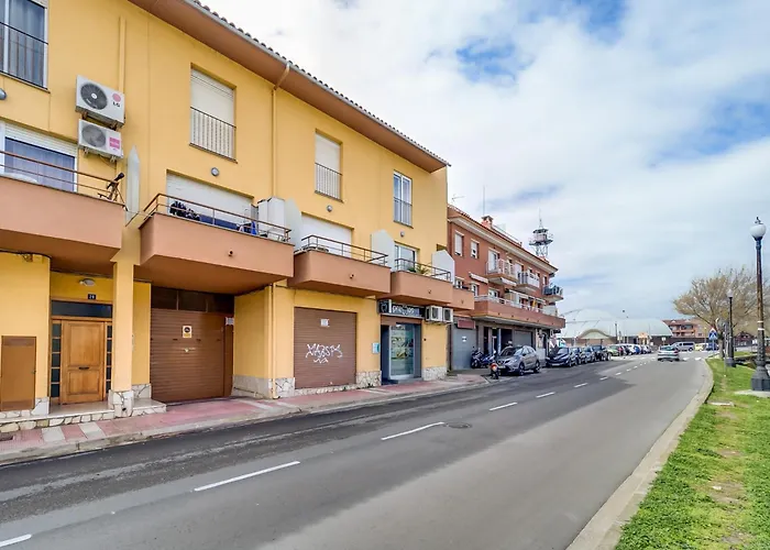 Duplex In Near Marineland & Beaches *